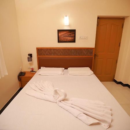 Hotel Jmj Comfort Salem Exterior foto
