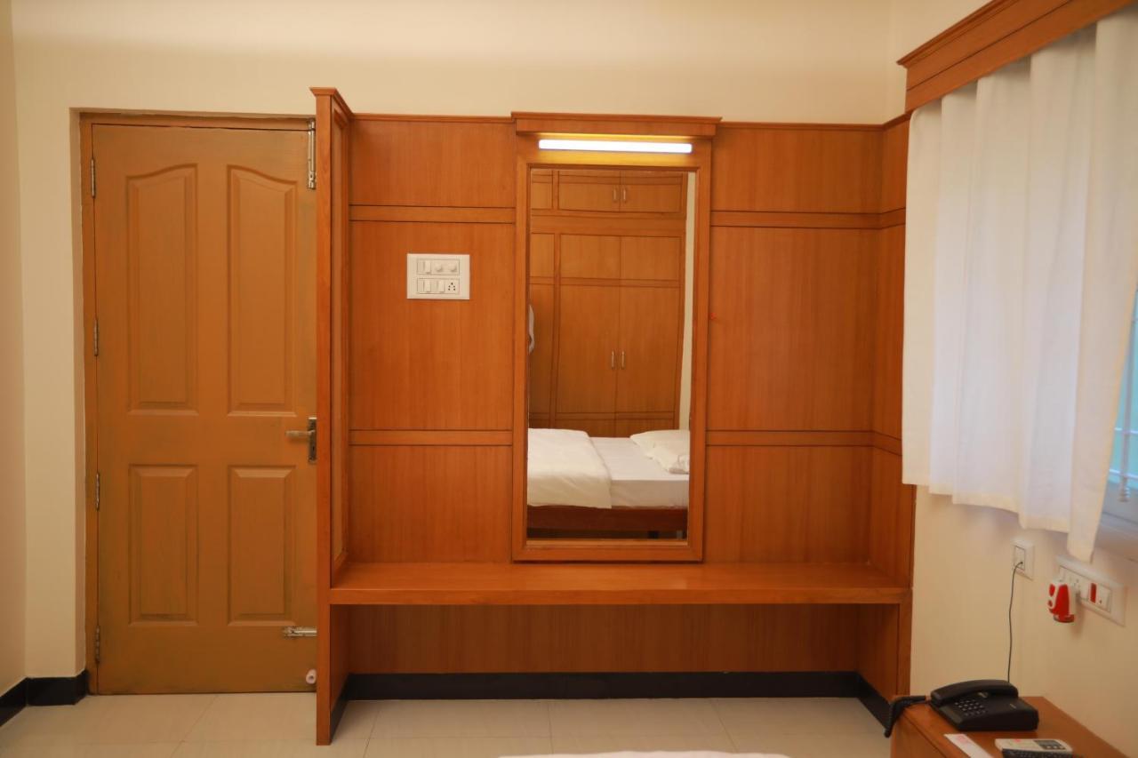 Hotel Jmj Comfort Salem Exterior foto